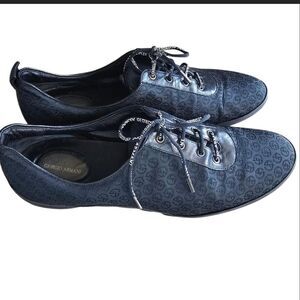 Giorgio Armani Black Oxfords Sleek Design